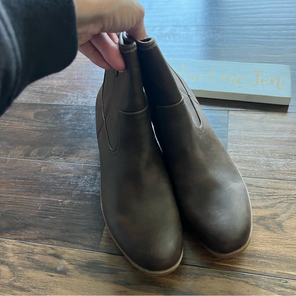 Dr Scholls Pearl Boots NWOT - Picture 5 of 9